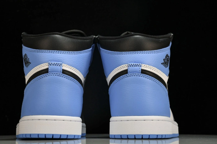 Jordan 1 High OG UNC Toe  DZ5485-400