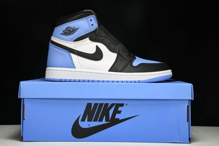 Jordan 1 High OG UNC Toe  DZ5485-400