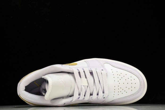 Jordan 1 Low Barely Grape DC0774-501
