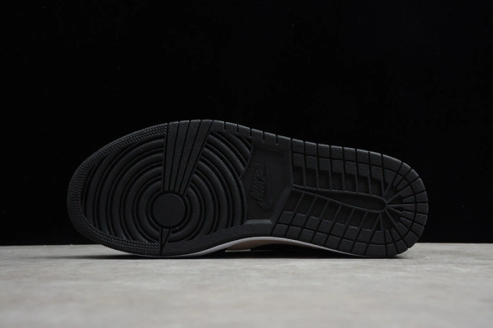 Jordan 1 Low Black Guava Ice (W)  DC0774-003