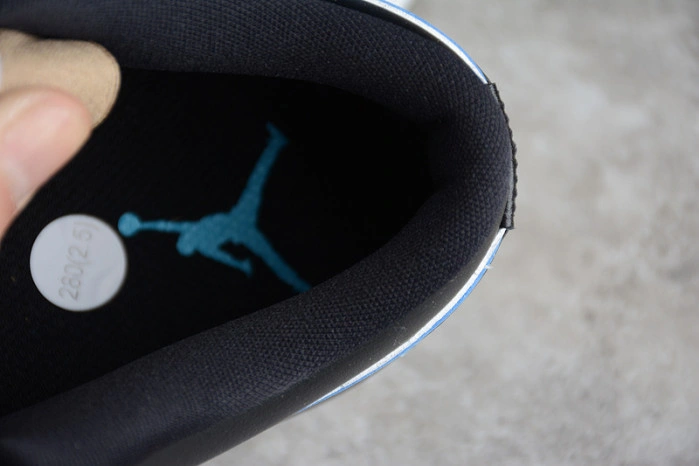 Jordan 1 Low Black University Blue White (W)  DC0774-041