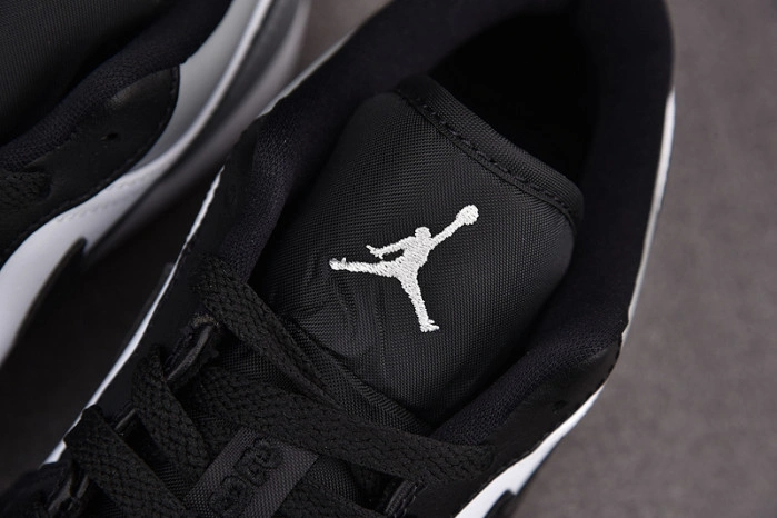 Jordan 1 Low Shadow Toe 553558-052