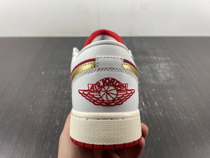 Jordan 1 Low Spades   DJ5186-100