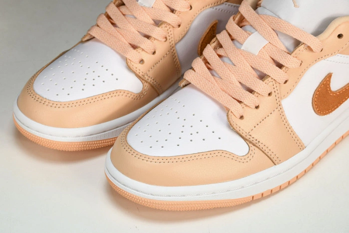 Jordan 1 Low Sunset Haze   DC0774-801