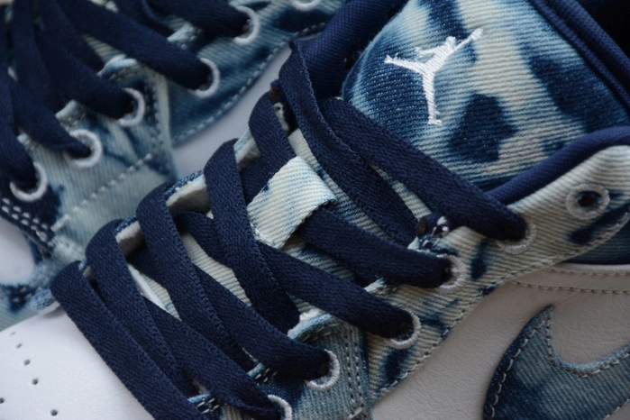 Jordan 1 Low Washed Denim CZ8455-100