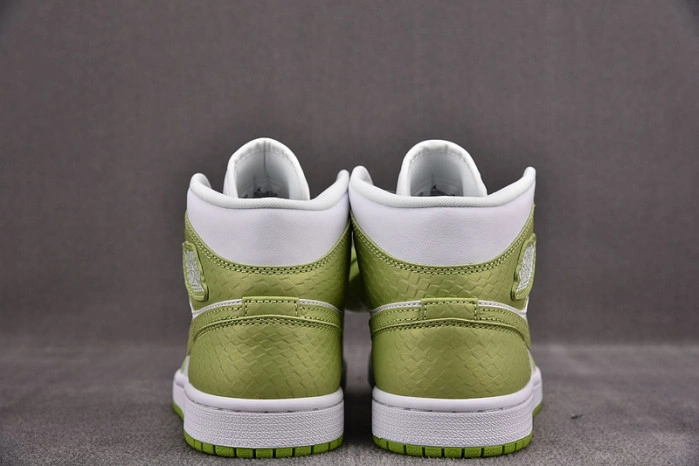Jordan 1 Mid Green Python (W)  DV2959-113