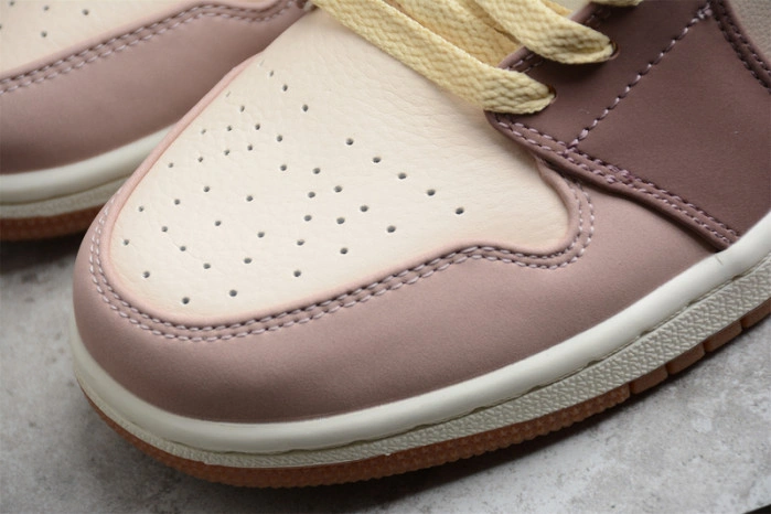 Jordan 1 Mid SE Dark Pony Smoky Mauve (W)  DO7440-821
