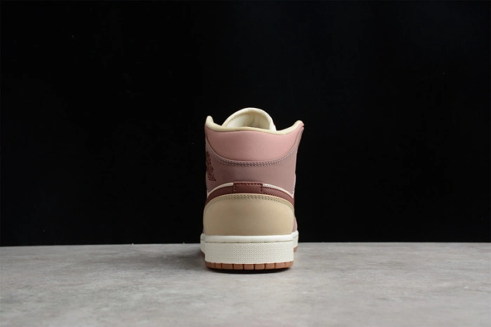 Jordan 1 Mid SE Dark Pony Smoky Mauve (W)  DO7440-821