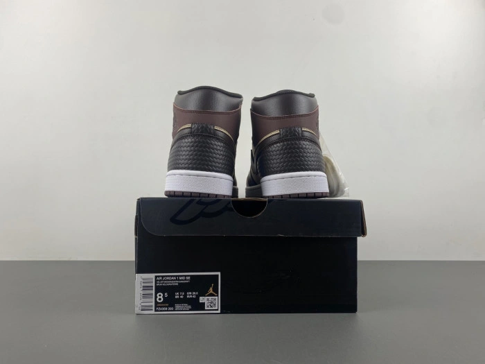 Jordan 1 Mid SE Paris YMCA   FZ4359-200