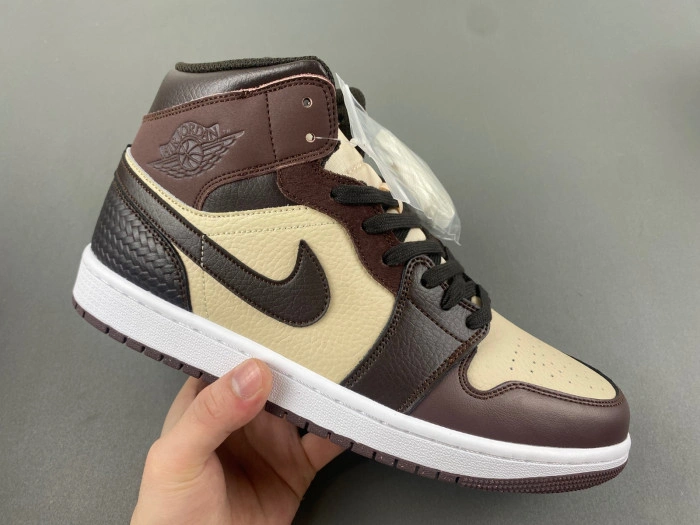 Jordan 1 Mid SE Paris YMCA   FZ4359-200