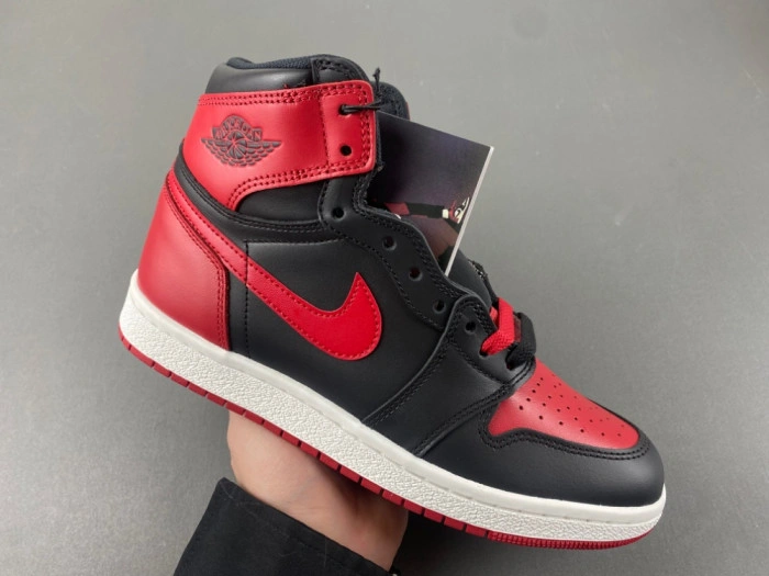 Jordan 1 Retro High '85 OG Bred (2025)   HV6674-067