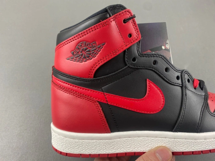 Jordan 1 Retro High '85 OG Bred (2025)   HV6674-067