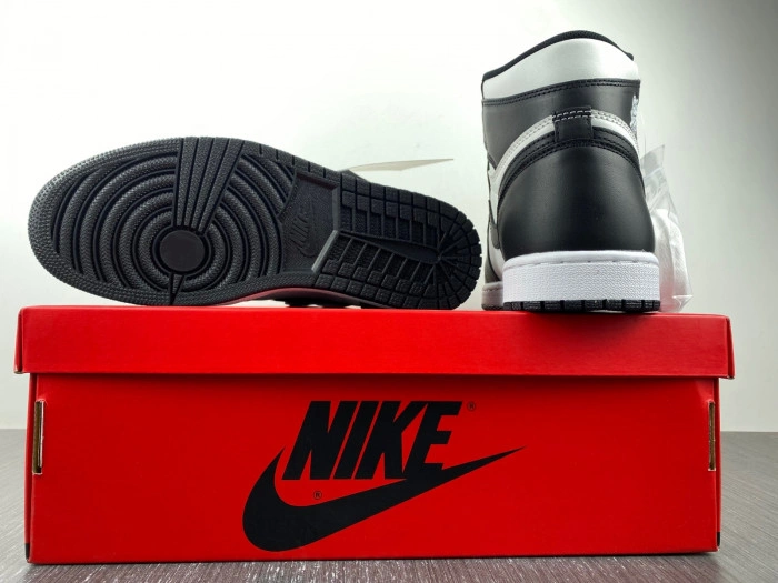 Jordan 1 Retro High 85 Black White (2023) BQ4422-001