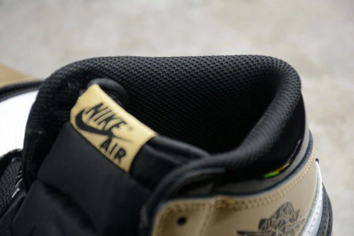 Jordan 1 Retro High NRG Patent Gold Toe  861428-007