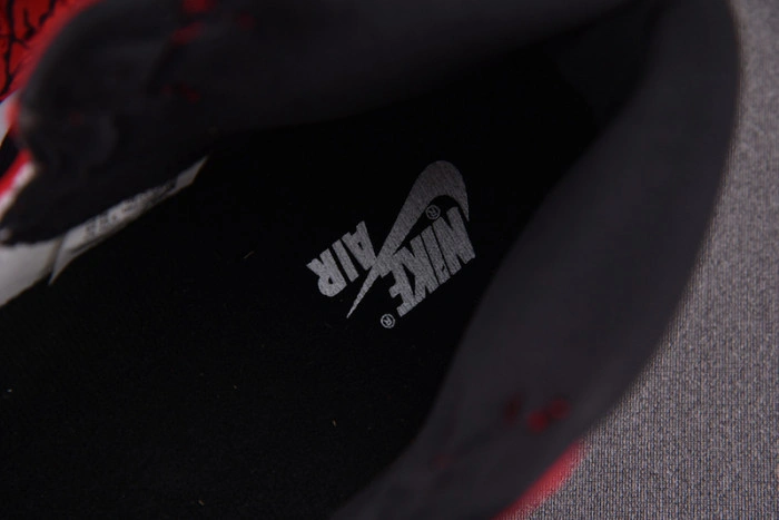 Jordan 1 Retro High OG Red Cement DZ5485-061