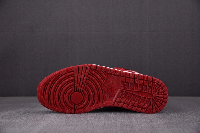Jordan 1 Retro High OG Red Cement DZ5485-061