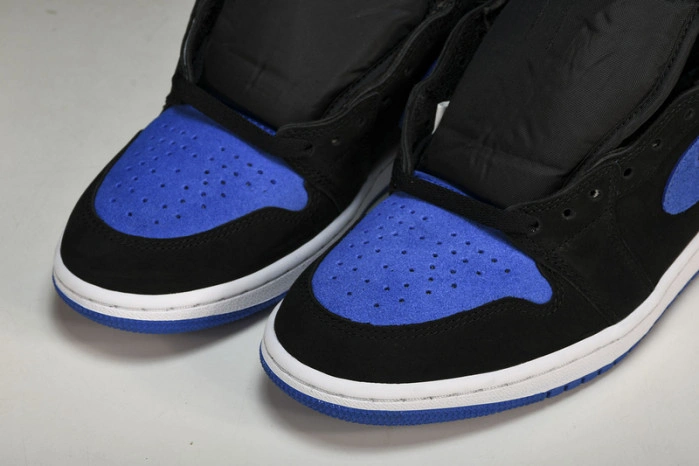 Jordan 1 Retro High OG Royal Reimagined     DZ5485-042
