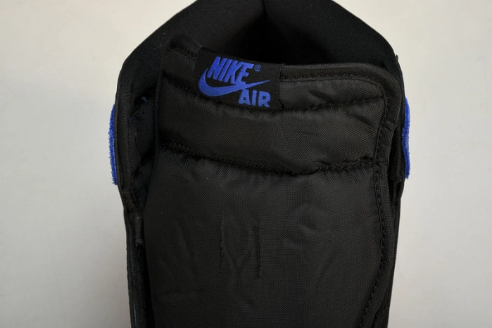 Jordan 1 Retro High OG Royal Reimagined     DZ5485-042