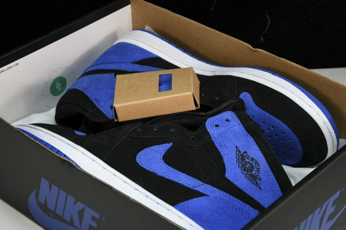 Jordan 1 Retro High OG Royal Reimagined     DZ5485-042