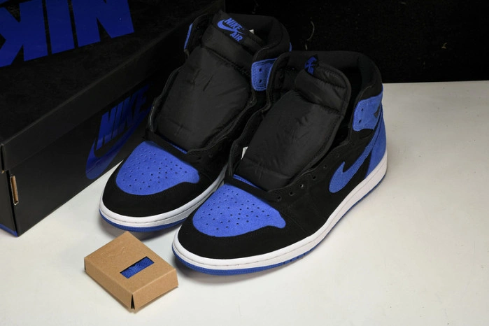 Jordan 1 Retro High OG Royal Reimagined     DZ5485-042