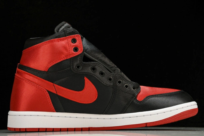 Jordan 1 Retro High OG Satin Bred   FD4810-061