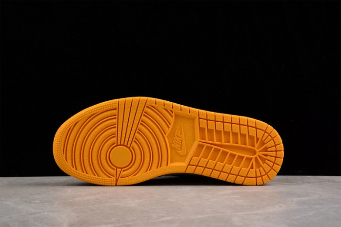 Jordan 1 Retro High OG Taxi 555088-711