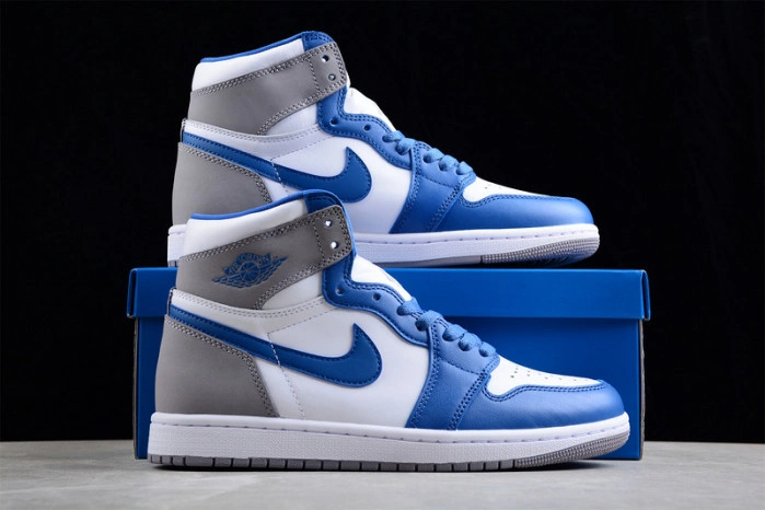Jordan 1 Retro High OG True Blue DZ5485-410