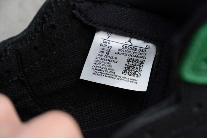 Jordan 1 Retro High Pine Green Black  555088-030