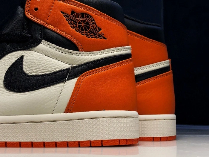 Jordan 1 Retro High Shattered Backboard  555088-005