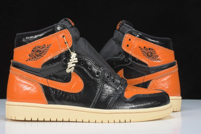 Jordan 1 Retro High Shattered Backboard 3.0   555088-028