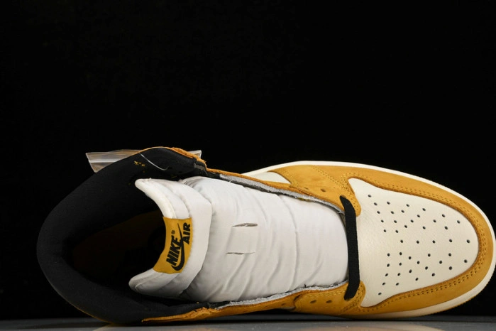 Jordan 1 Retro High Yellow Ochre   555088-109