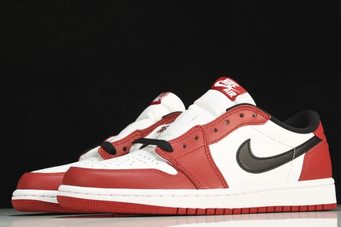 Jordan 1 Retro Low Chicago (2016)     705329-600