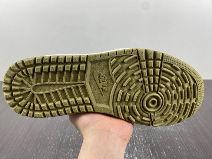 Jordan 1 Retro Low Golf Travis Scott Neutral Olive