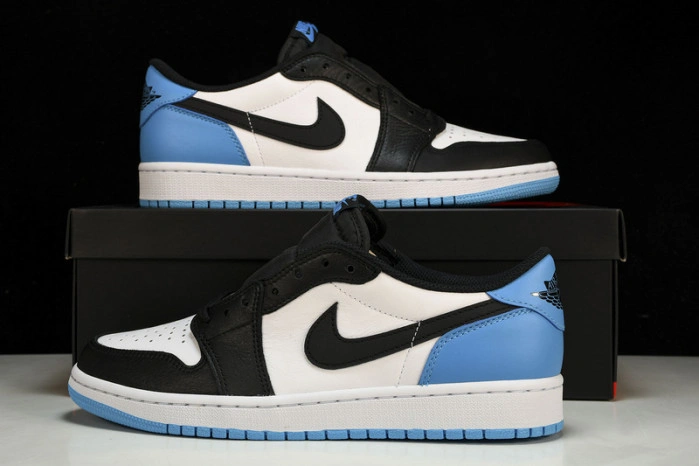 Jordan 1 Retro Low OG Black Dark Powder Blue    CZ0790-104
