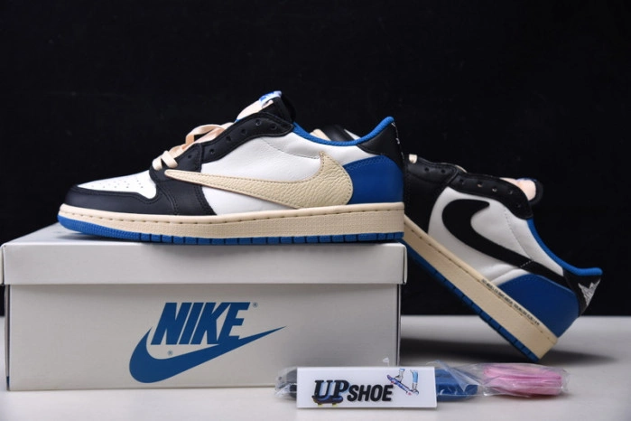 Jordan 1 Retro Low OG SP Fragment x Travis Scott