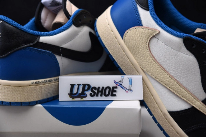 Jordan 1 Retro Low OG SP Fragment x Travis Scott