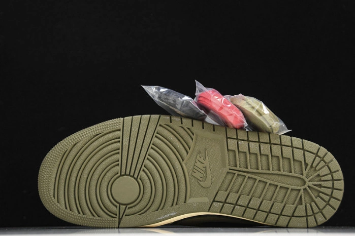 Jordan 1 Retro Low OG SP Travis Scott Olive