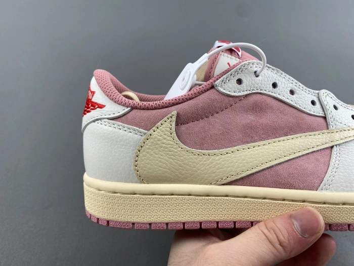 Jordan 1 Retro Low OG SP Travis Scott Pink   DM7866-600