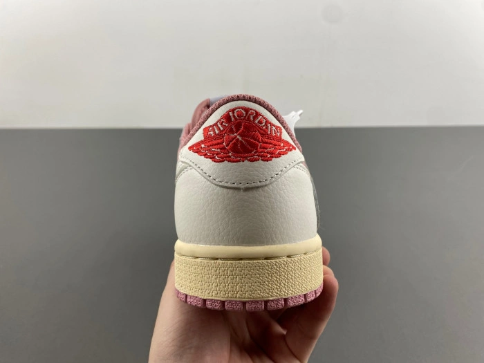 Jordan 1 Retro Low OG SP Travis Scott Pink   DM7866-600