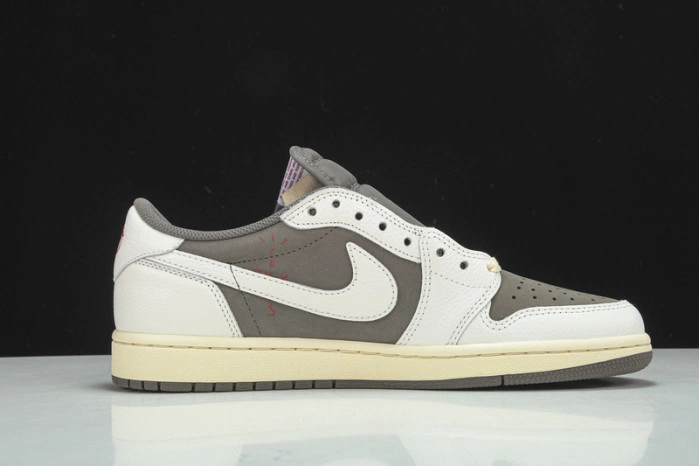 Jordan 1 Retro Low OG SP Travis Scott Reverse Mocha
