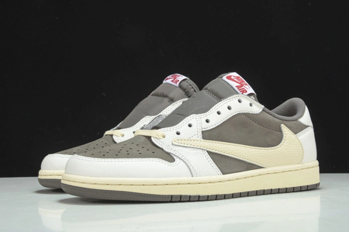 Jordan 1 Retro Low OG SP Travis Scott Reverse Mocha