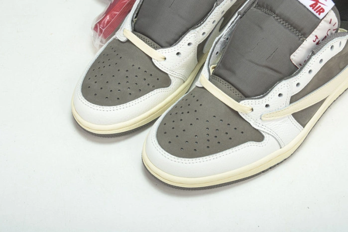Jordan 1 Retro Low OG SP Travis Scott Reverse Mocha