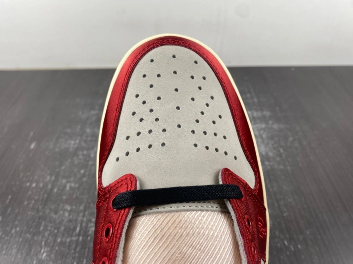 Jordan 1 Retro Low OG Trophy Room Away