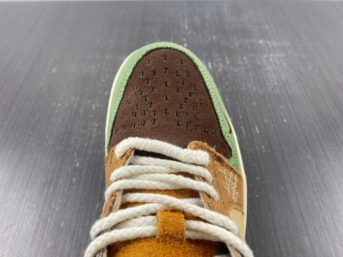 Jordan 1 Retro Low OG Zion Williamson Voodoo DZ7292-200