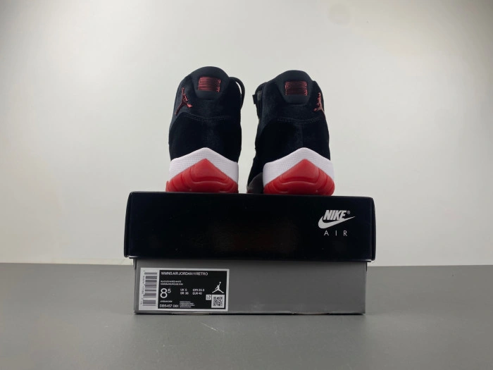 Jordan 11 Retro Bred Velvet     DB5457-061