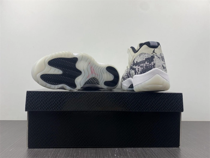 Jordan 11 Retro Low Snake Light Bone CD6847-002