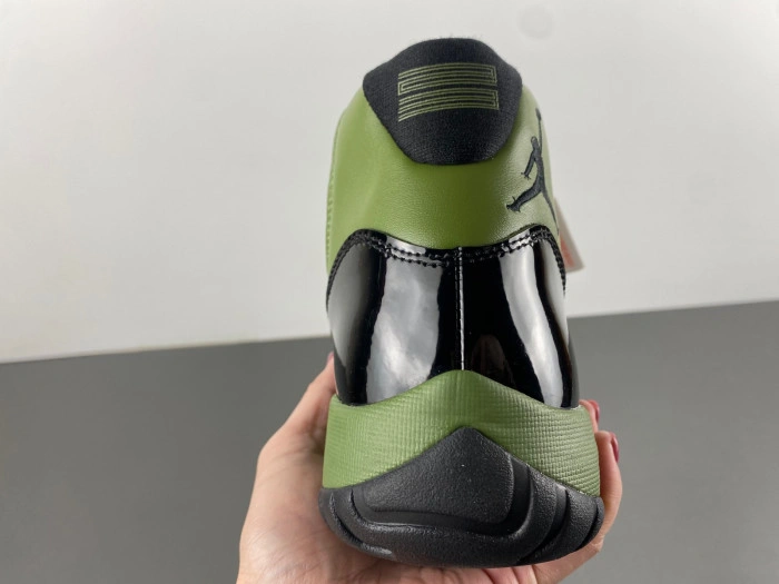 Jordan 11 Retro Military Green  CT8012-300