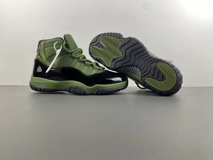 Jordan 11 Retro Military Green  CT8012-300