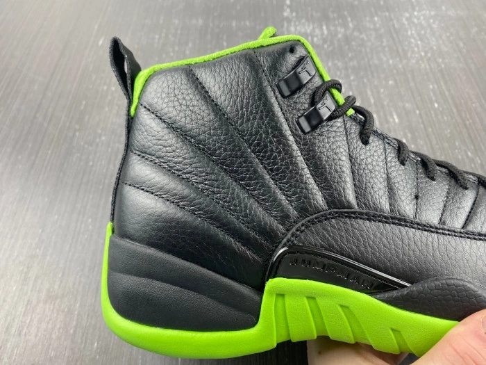 Jordan 12 BLACK GREEN FLIGHT DOF