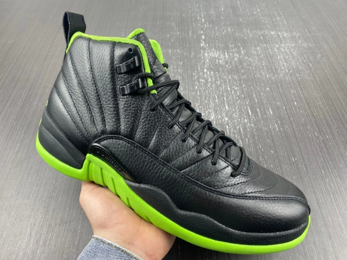 Jordan 12 BLACK GREEN FLIGHT DOF